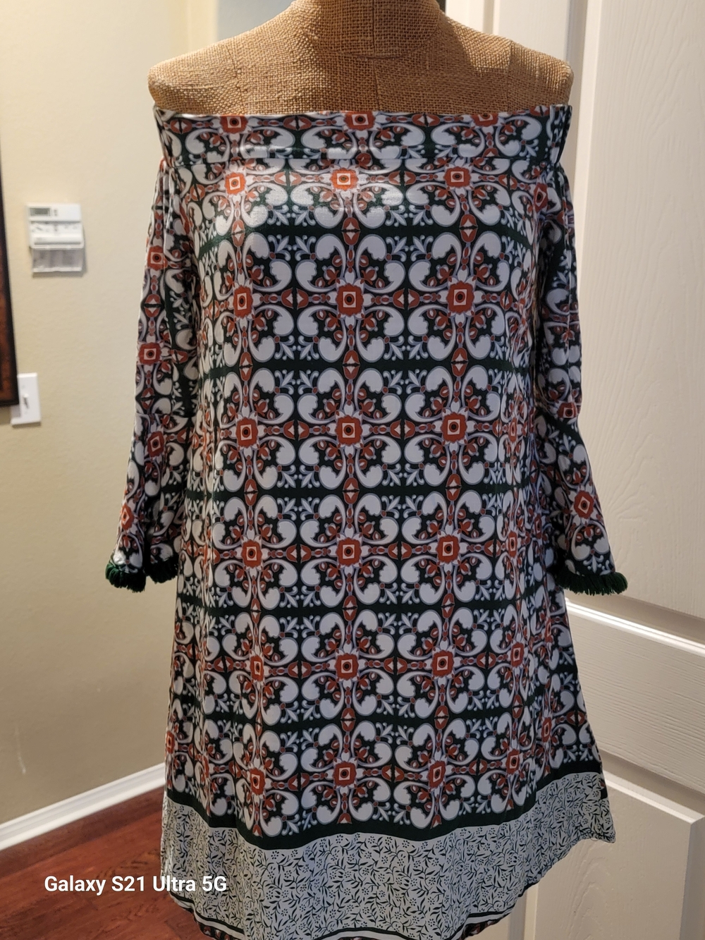 Lulu's Off-Shoulder             Geo Print Mini Dress